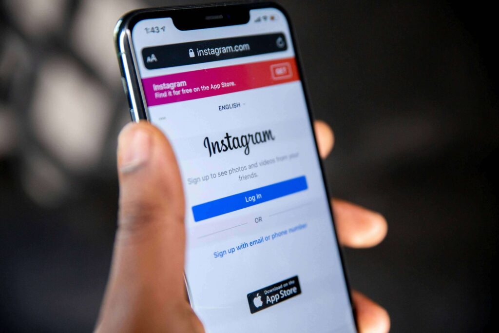 instagram social media phone engagement instagram social media phone engagement